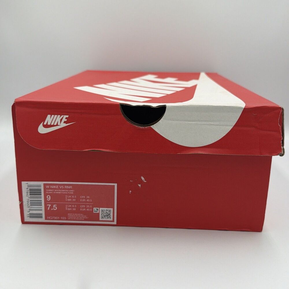 Nike V5 RNR Running Womens Size 9 White Blue Tint Grey Silver HQ7901-103 - Picture 11 of 12